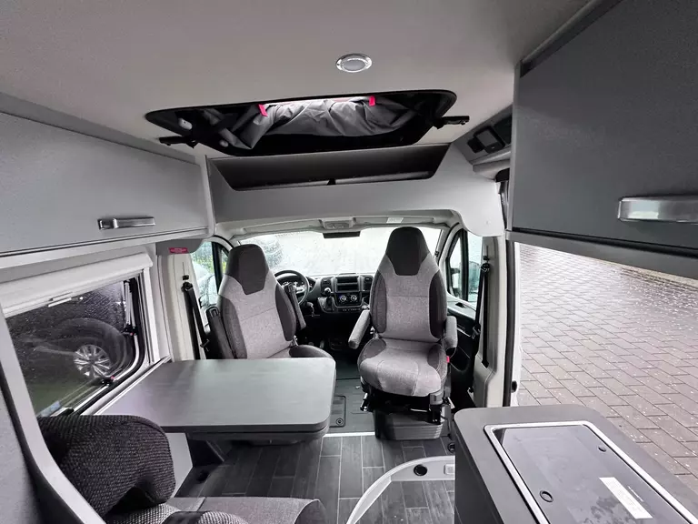 39973441.jpg
