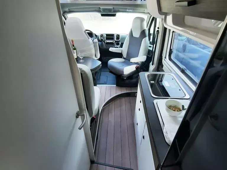 Sicht nach vorne.44041087.jpg